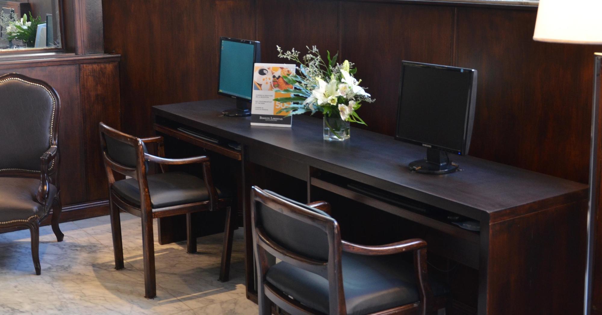 Hotel Bisonte Libertad Buenos Aires Zewnętrze zdjęcie
