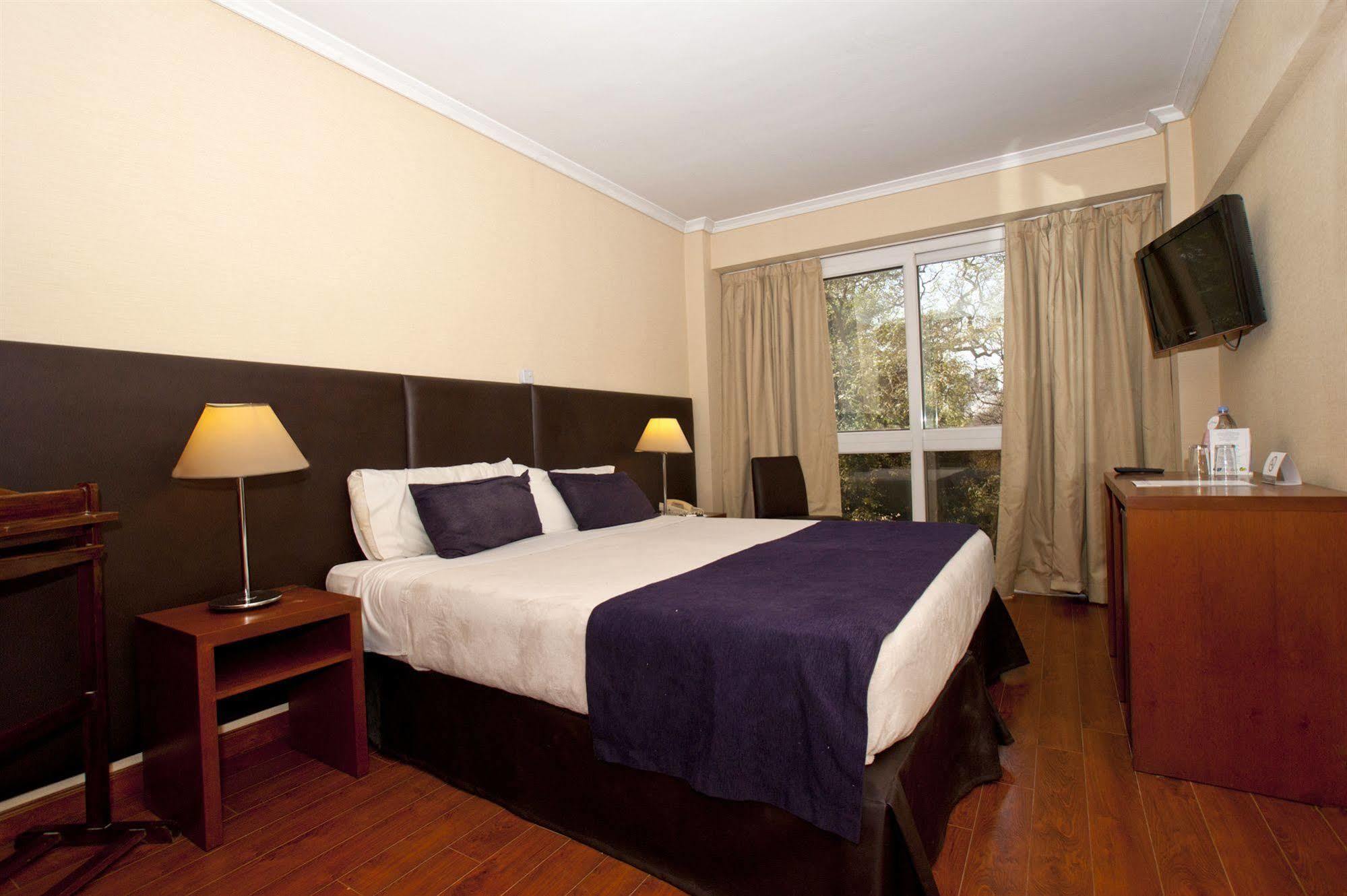 Hotel Bisonte Libertad Buenos Aires Zewnętrze zdjęcie